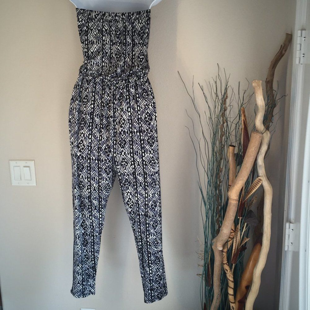 Ambiance jumpsuit strapless gray black cream print tribal SM - Picture 6 of 10